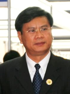Portrait of Bouasone Bouphavanh