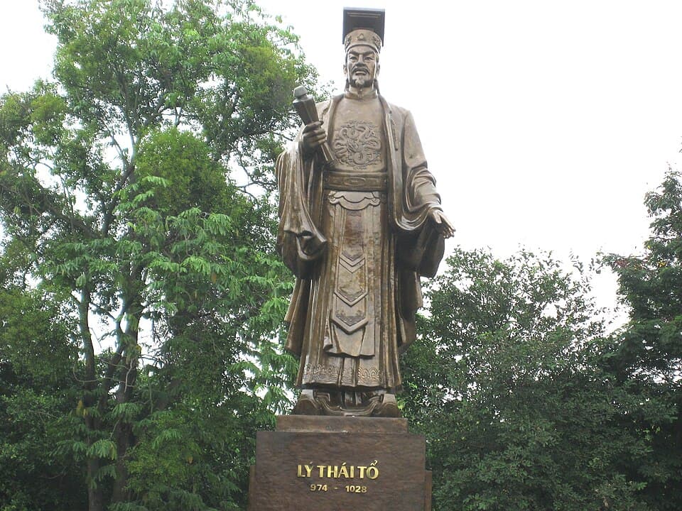 Portrait of Ly Thai To