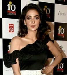 Portrait of Saba Qamar