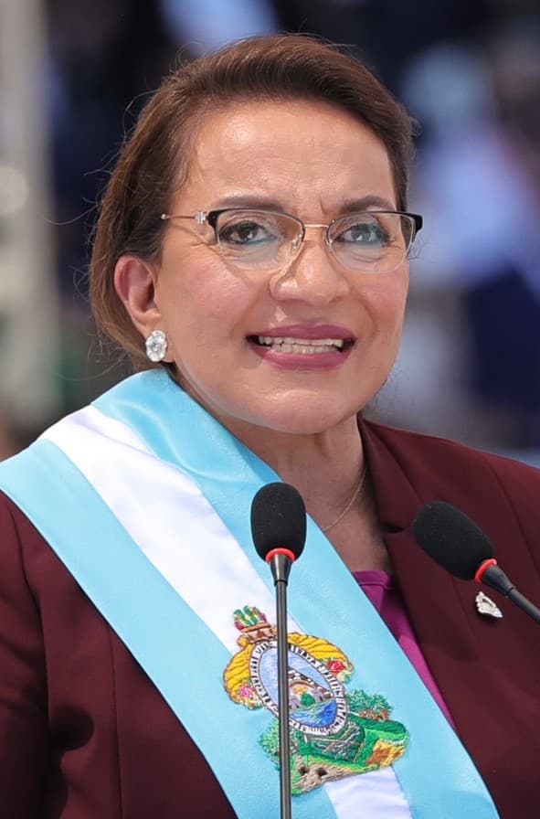 Portrait of Xiomara Castro